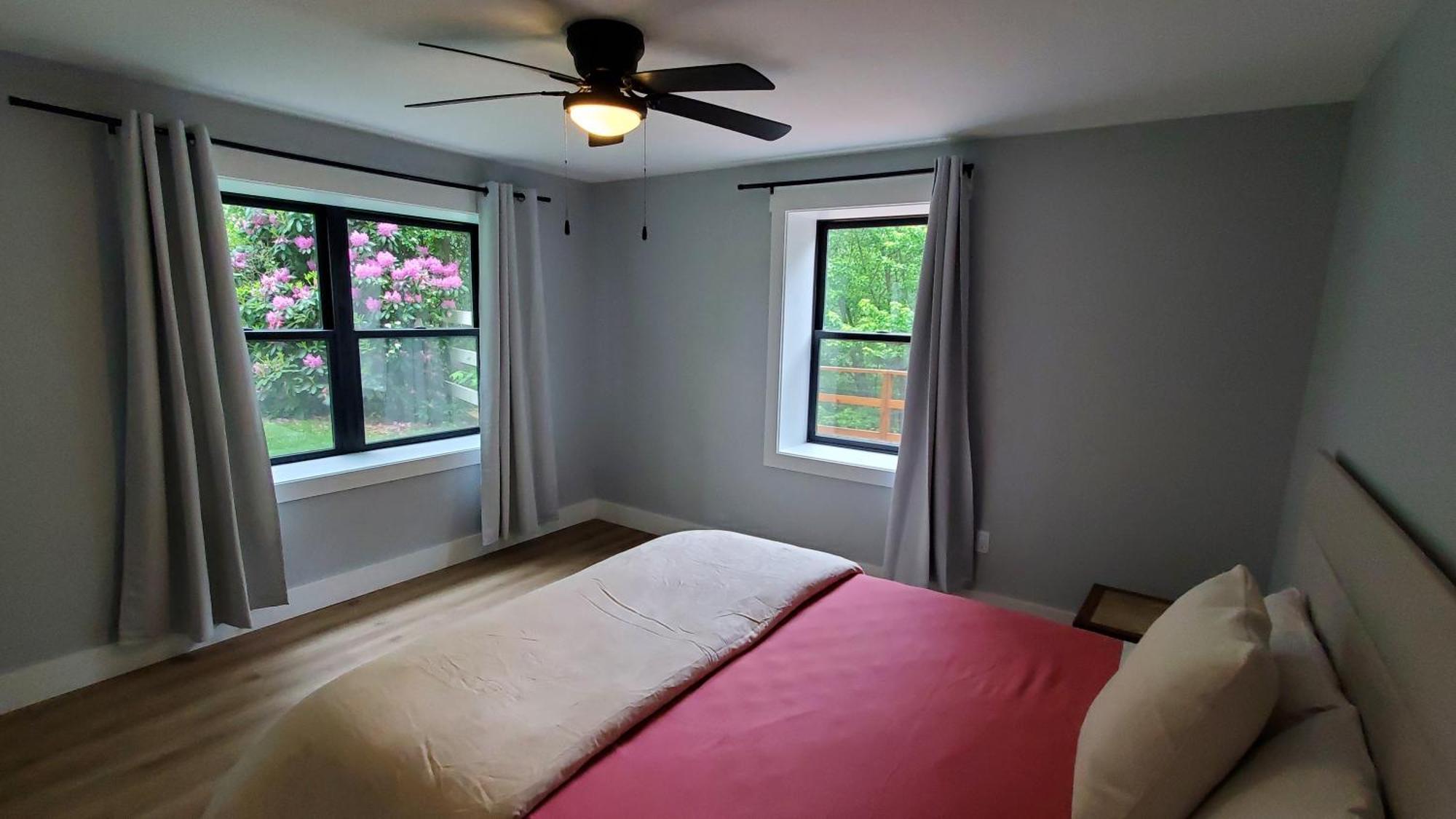 Mid-Century Modern Impeccable Remodel With Hot Tub Villa Asheville Ngoại thất bức ảnh