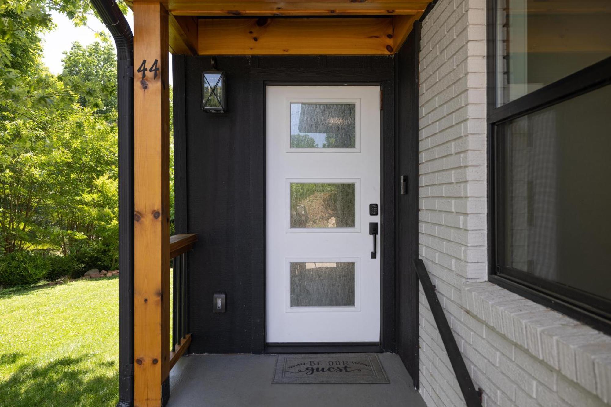 Mid-Century Modern Impeccable Remodel With Hot Tub Villa Asheville Ngoại thất bức ảnh